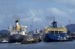 センターシートの上張りをする会社